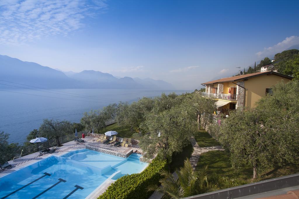 Hotel Taki Village